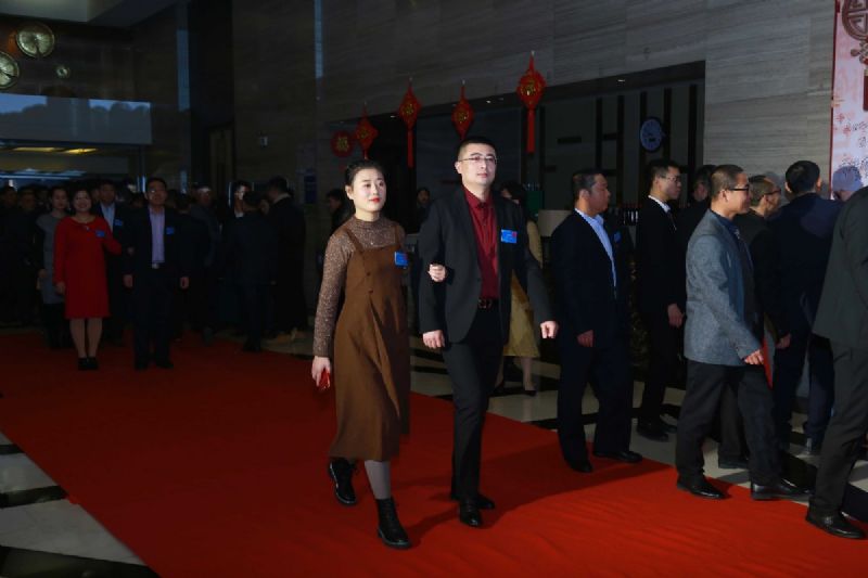 “凝心聚力 ·砥礪前行”— 龍港集團2020新春年會完美收官！