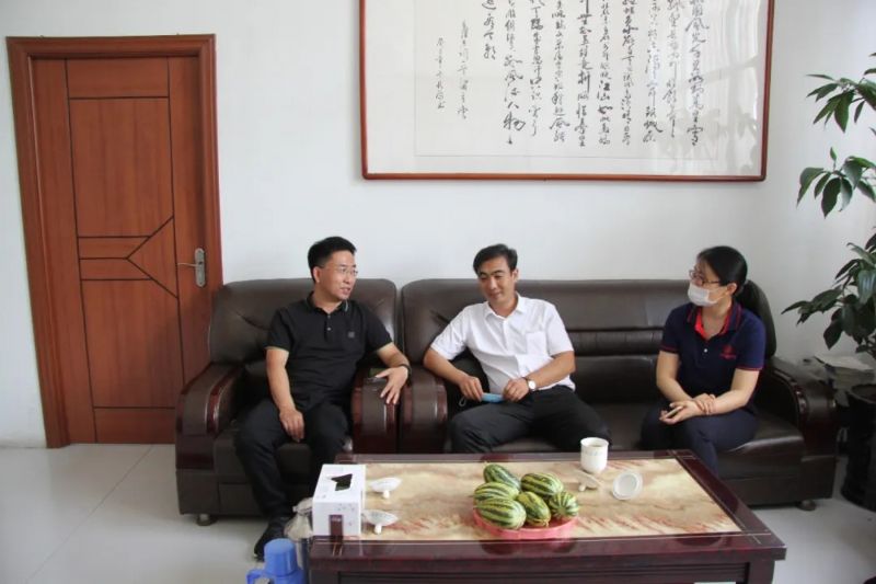 傾情捐贈，助力復(fù)學(xué)——龍港集團(tuán)愛心捐助飲馬山陽小學(xué)