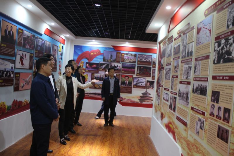 黨建共建互融共促，凝聚力量爭創(chuàng)一流 ——龍港物業(yè)黨支部與育秀學校黨支部黨建共建共享活動圓滿啟動